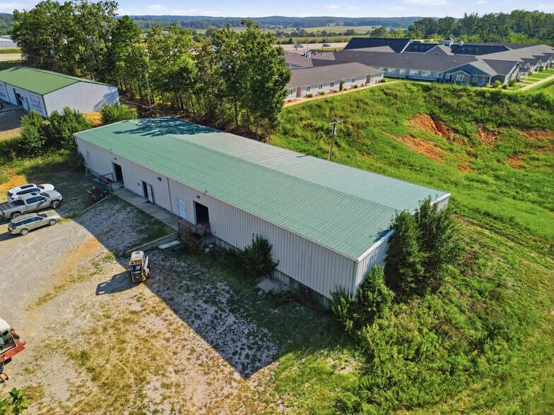 More Photos Of 1398 S Valley Rd, West Plains General Retail For Sale