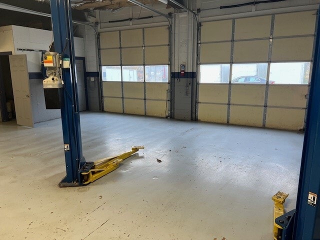 More Photos Of 542 Lancaster Ave, Malvern Light Distribution For Lease