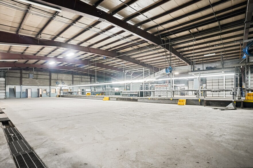 More Photos Of 1817 Moen Ave, Joliet Warehouse For Sale