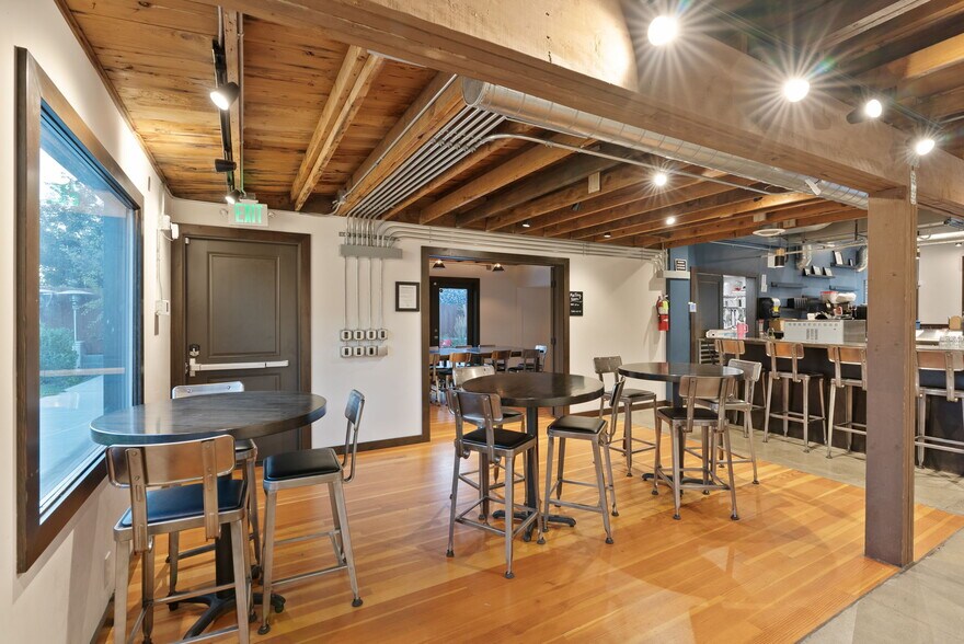 More Photos Of 1801 E 11th Ave, Spokane Restaurant For Sale