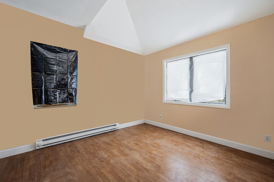 More Photos Of 4515 Nesconset Hwy, Port Jefferson Station Freestanding For Sale