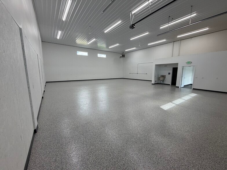 More Photos Of 3275-3325 Quad Park Ct, Post Falls Warehouse For Lease