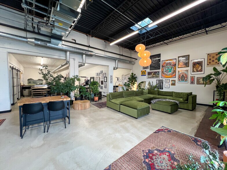 More Photos Of 5770 Butler St, Pittsburgh Storefront Retail Office For Sale