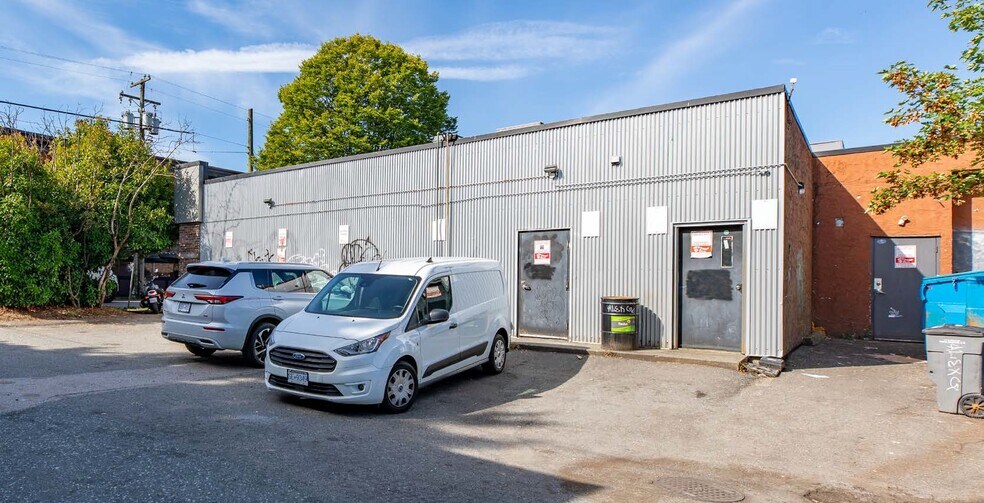 More Photos Of 1350 Commercial Dr, Vancouver Storefront For Sale