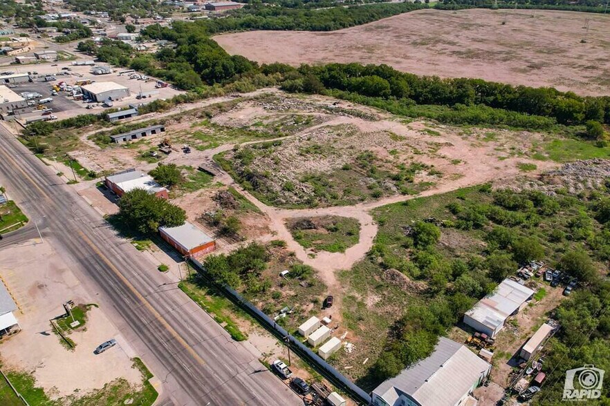 More Photos Of 2020 S Chadbourne St, San Angelo Warehouse For Sale