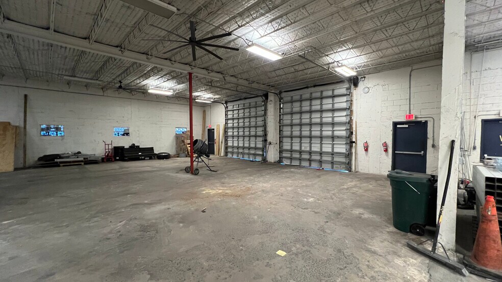 More Photos Of 702-710 NW 9th ave, Fort Lauderdale Warehouse For Lease