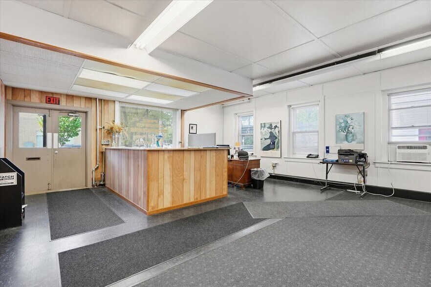More Photos Of 105 W Catherine St, Milford Office For Sale