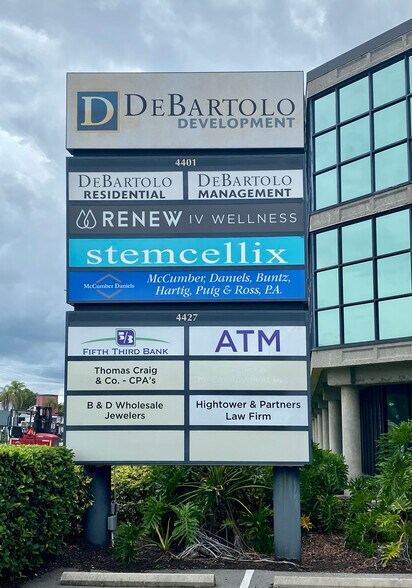 More Photos Of 4401 W Kennedy Blvd, Tampa Office For Lease