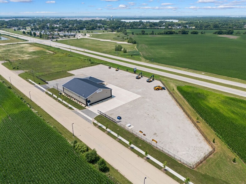 More Photos Of 26336 S Heritage Dr, Elwood Warehouse For Sale