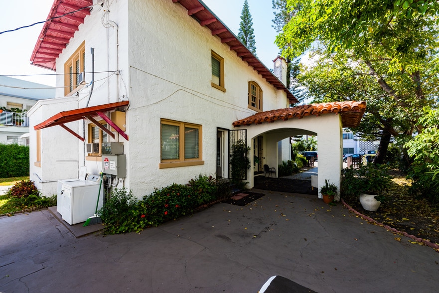 More Photos Of 1311 15th Ter, Miami Beach Apartments For Sale