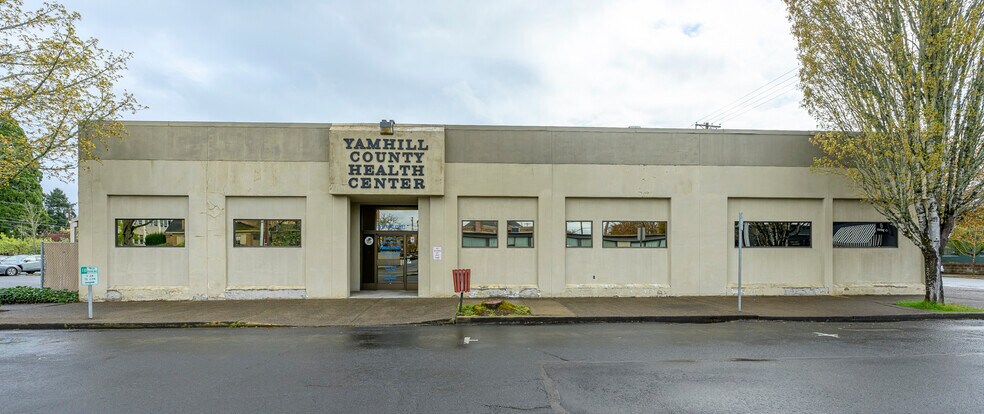 More Photos Of 424 NE Ford St, Mcminnville Office For Sale