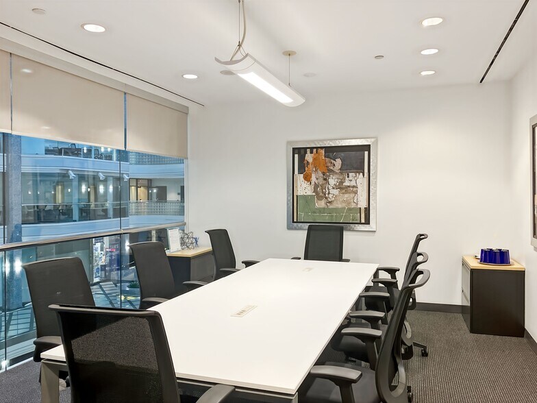 Primary Photo Of 1910-1920 Yonge St, Toronto Coworking Space