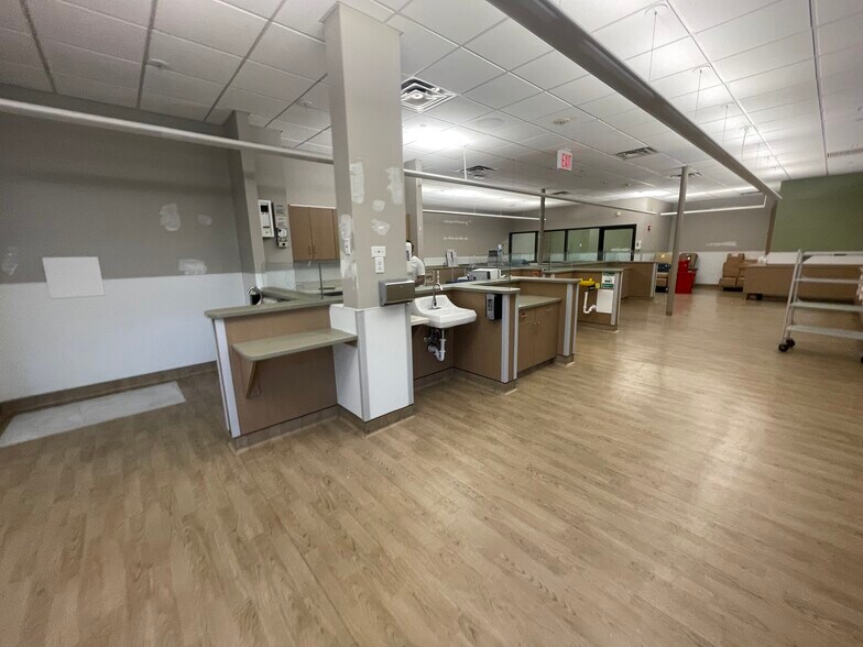 More Photos Of 1515 Jarret Pl, Bronx Hospital For Lease
