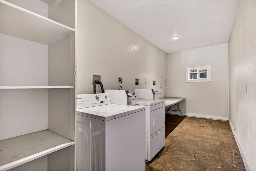 More Photos Of 703 W 2nd Ave, Chico Apartments For Sale