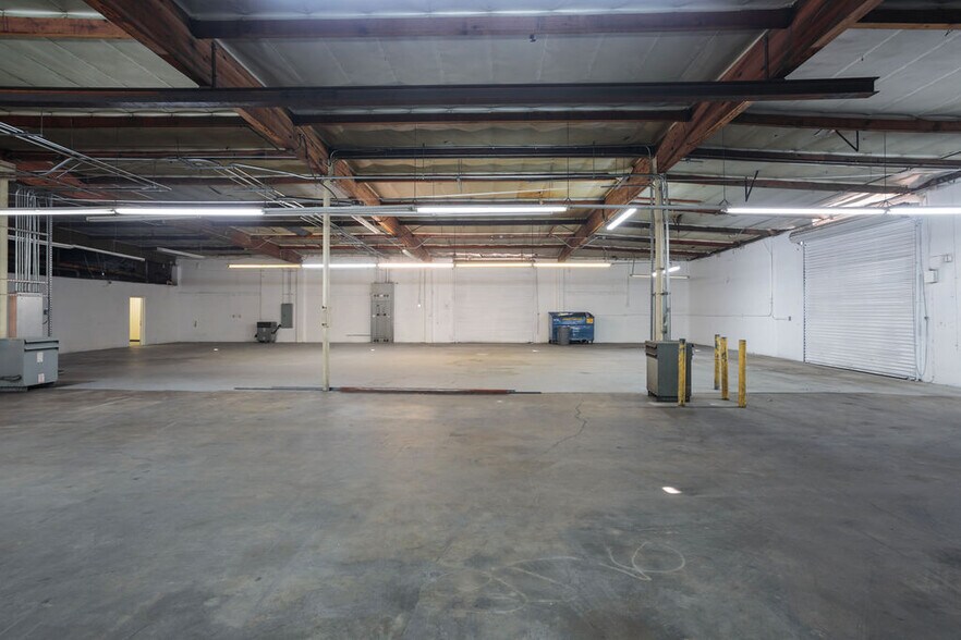 More Photos Of 1001 E Elm Ave, Fullerton Warehouse For Sale