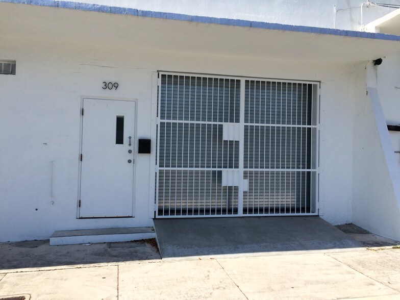 More Photos Of 301-395 NE 59th St, Miami Coworking Space