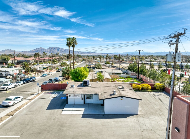 More Photos Of , Las Vegas General Retail For Sale