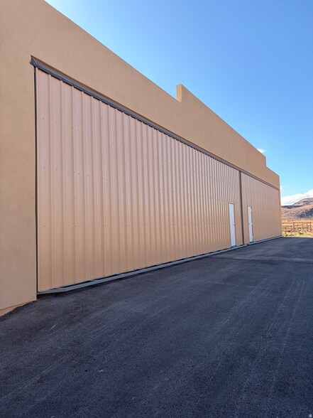 Primary Photo Of 1403 W 4490 S, Hurricane Airplane Hangar For Sale