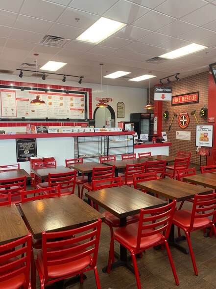 More Photos Of 380 State Rt 17, Mahwah Freestanding For Lease
