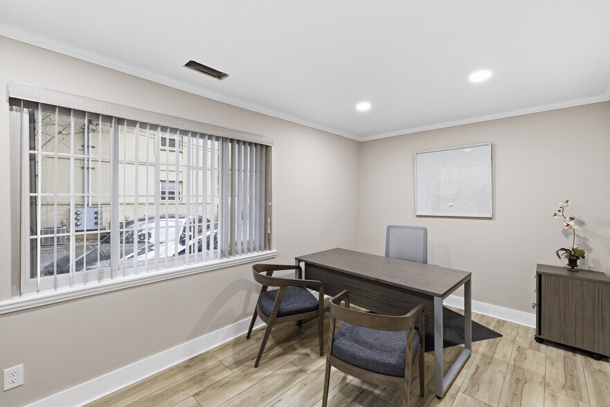 More Photos Of 4651 Roswell Rd NE, Atlanta Medical For Lease