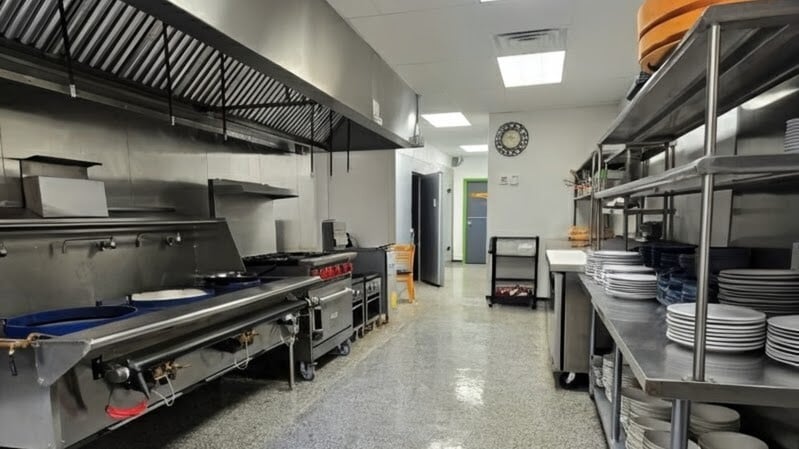 More Photos Of 2505 Wilmington Pike, Dayton Restaurant For Lease