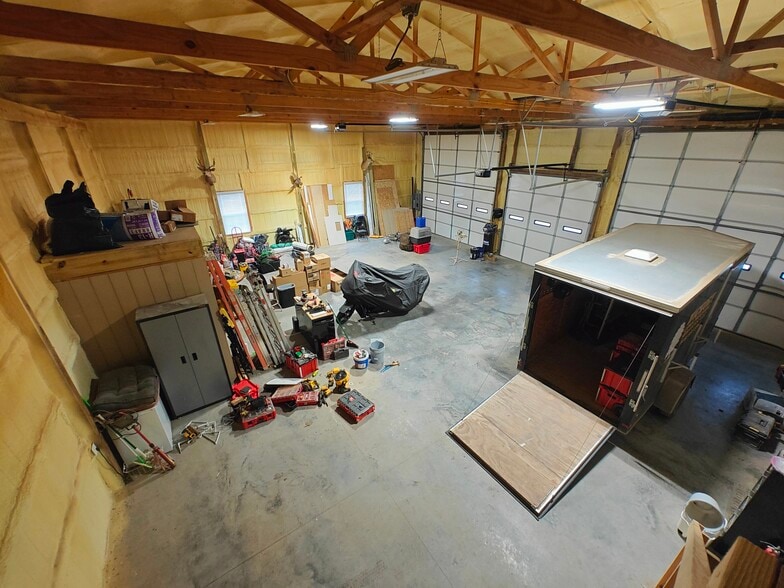 More Photos Of 32514 Highway 82, Cookson Flex For Sale