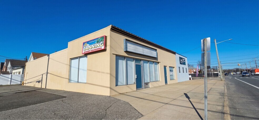 Primary Photo Of 445-453 Merrick Rd, Oceanside Unknown For Lease