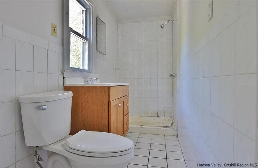 More Photos Of 235 Main St, New Paltz Apartments For Sale