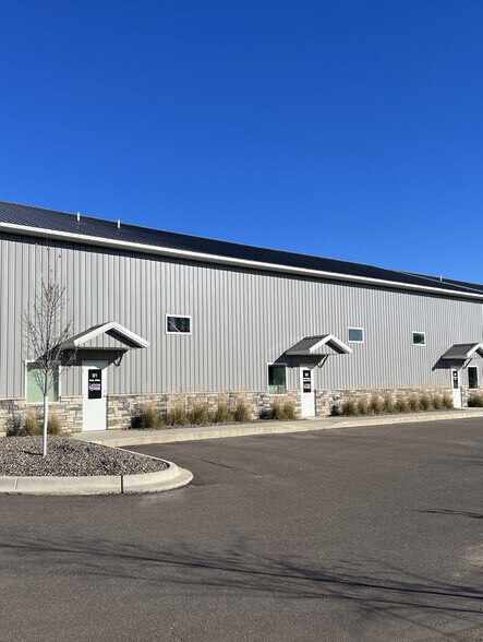 More Photos Of 108 Dundas Rd, Monticello Warehouse For Sale