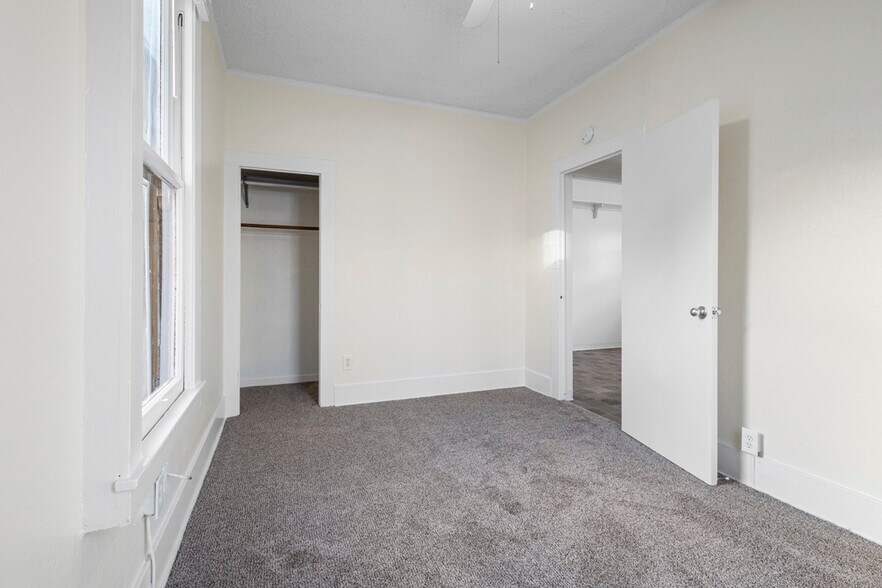 More Photos Of 1519 Missouri St, San Diego Apartments For Sale