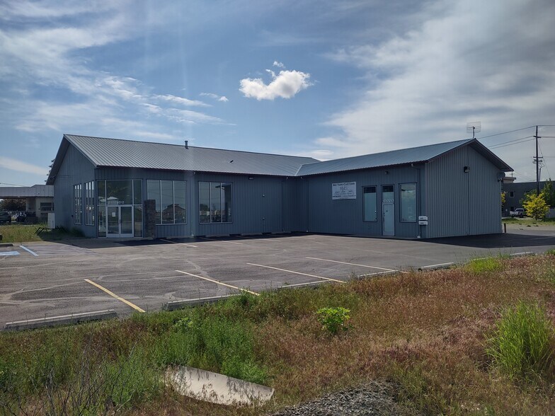 More Photos Of 6010-6012 E Trent Ave, Spokane Freestanding For Lease