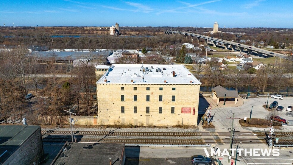 More Photos Of 201 W 10th St, Lockport Warehouse For Sale