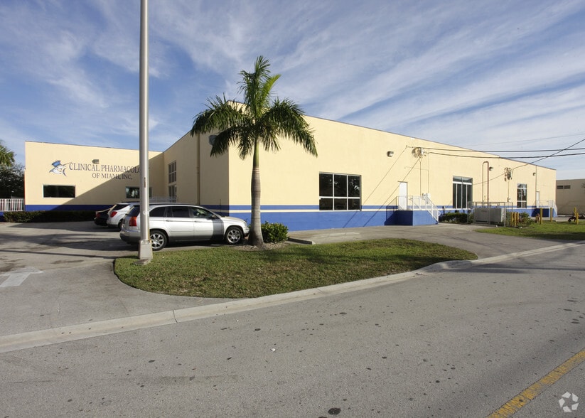 More Photos Of 550 W 84th St, Hialeah Rehabilitation Center For Lease
