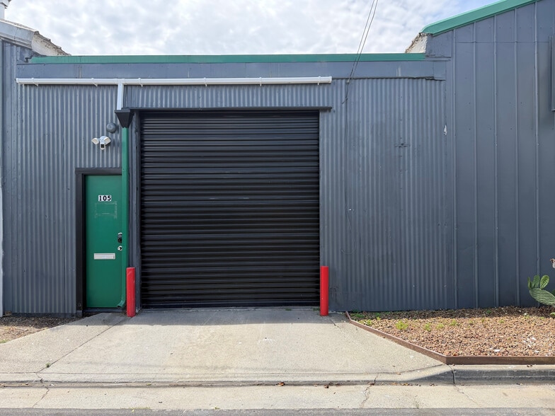 Primary Photo Of 105 Market St, San Rafael Service For Lease