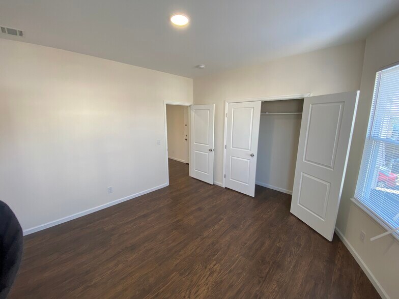 More Photos Of 1281 Springfield Ave, Irvington Apartments For Sale