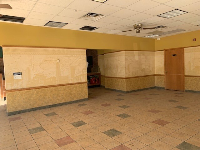 More Photos Of 500 Nebraska St, Sioux City General Retail For Sale
