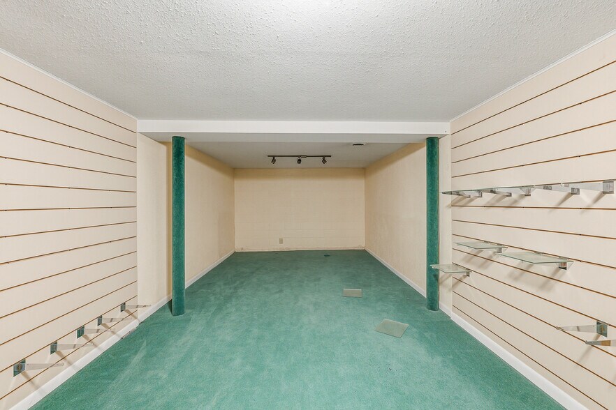 More Photos Of 181 S Main St, Markesan Office Residential For Sale