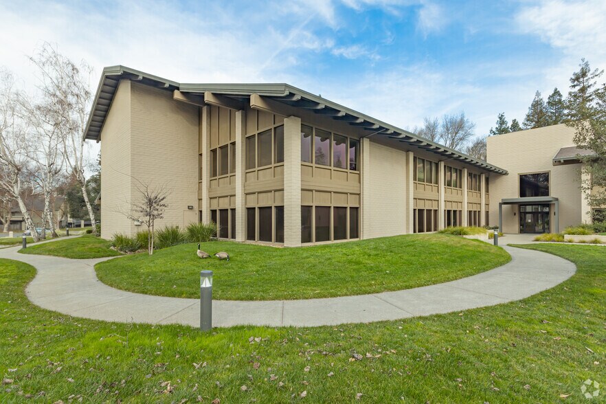 More Photos Of 3620 American River Dr, Sacramento Office For Lease