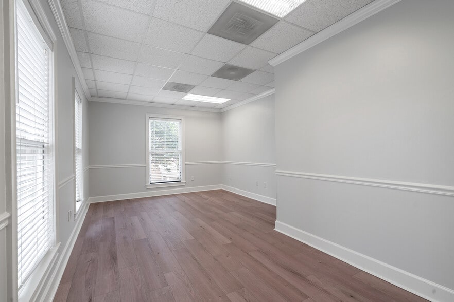 More Photos Of 7000 Peachtree Dunwoody Rd NE, Atlanta Office For Lease