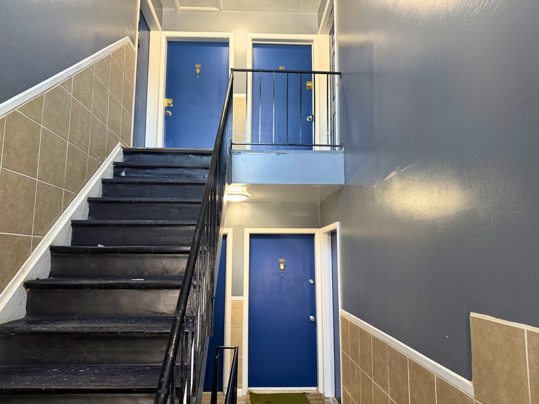 More Photos Of 3921 Maine Ave, Baltimore Apartments For Sale