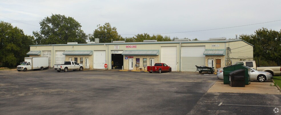 More Photos Of 1100 Regal Row, Austin Unknown For Lease