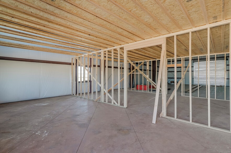 More Photos Of 2227 Cirrus dr, Prescott Industrial For Lease