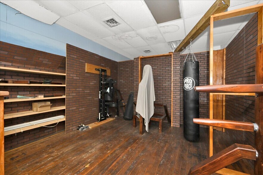 More Photos Of 205 2nd Ave E, Oneonta General Retail For Sale