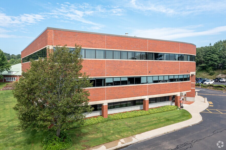 More Photos Of 700 Congress St, Quincy Medical For Lease