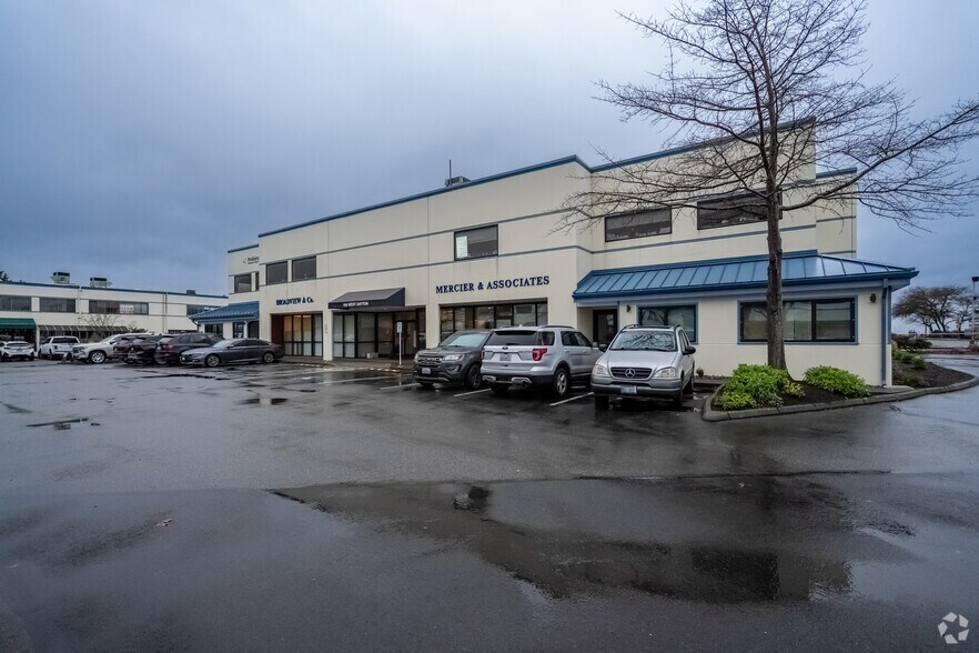 More Photos Of 190 W Dayton St, Edmonds Office For Lease
