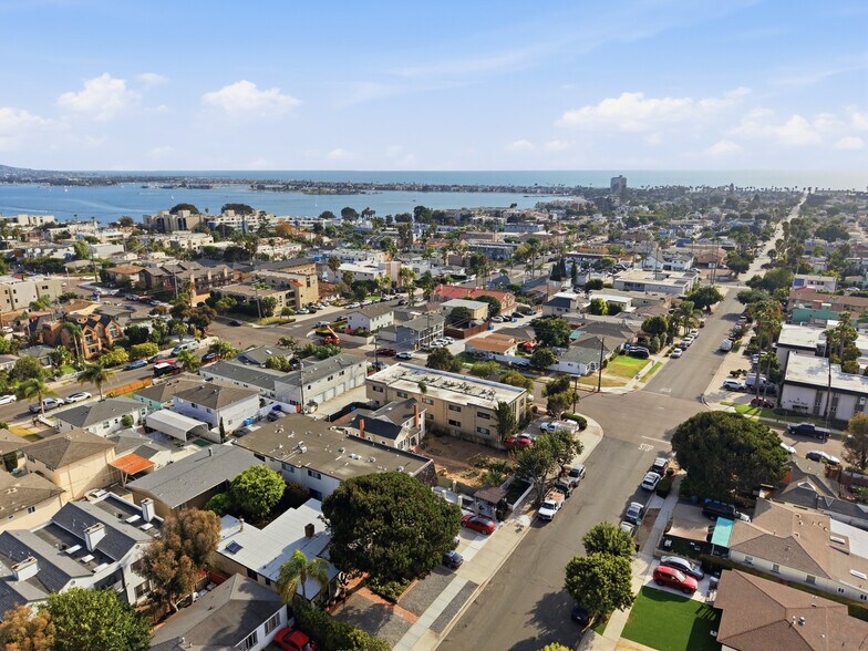 More Photos Of 1517 Reed Ave, San Diego Apartments For Sale