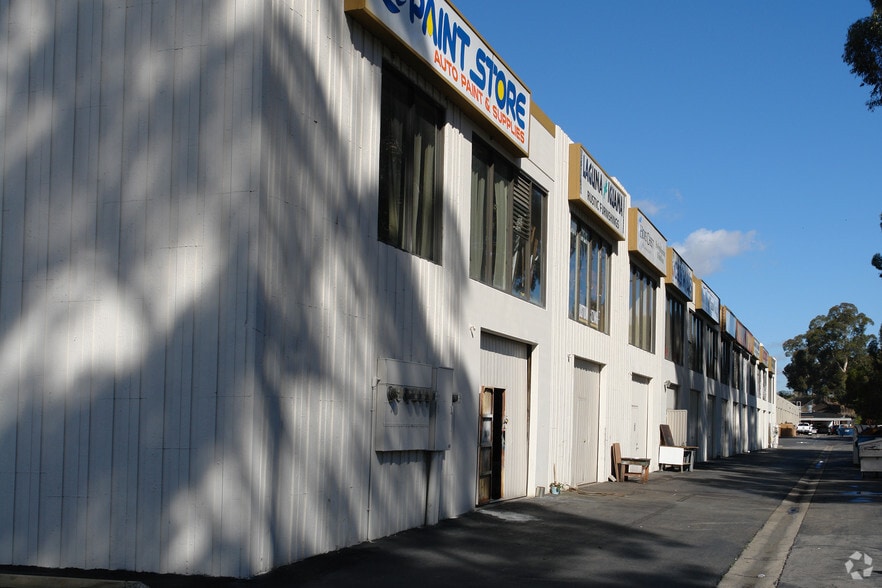 More Photos Of 28052 Camino Capistrano, Laguna Niguel Showroom For Lease