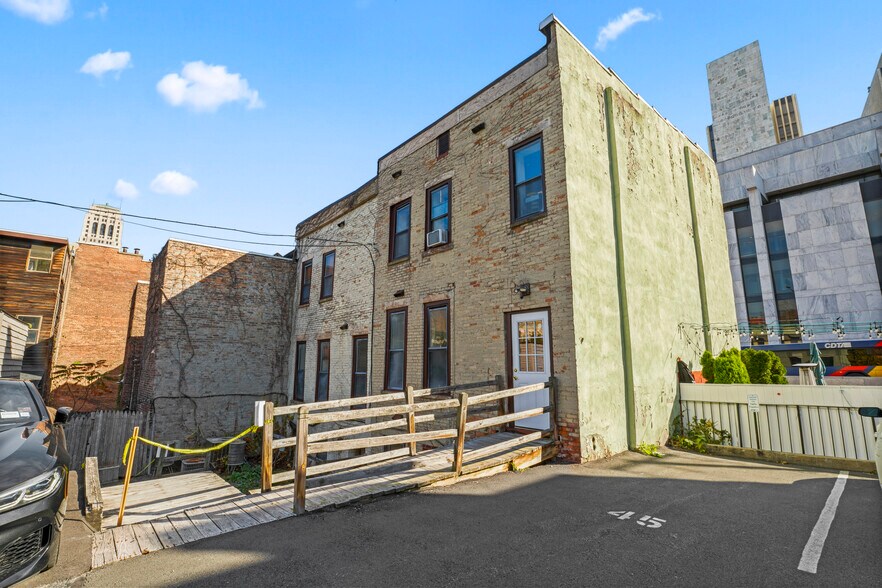 More Photos Of 132-134 S Swan St, Albany Office Residential For Sale