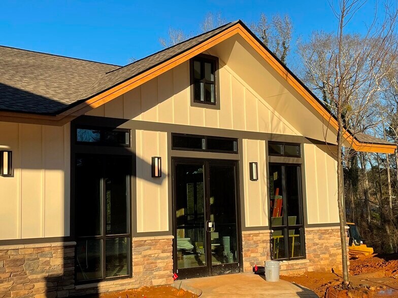 More Photos Of 1021 Barber Creek Dr, Watkinsville Medical For Lease