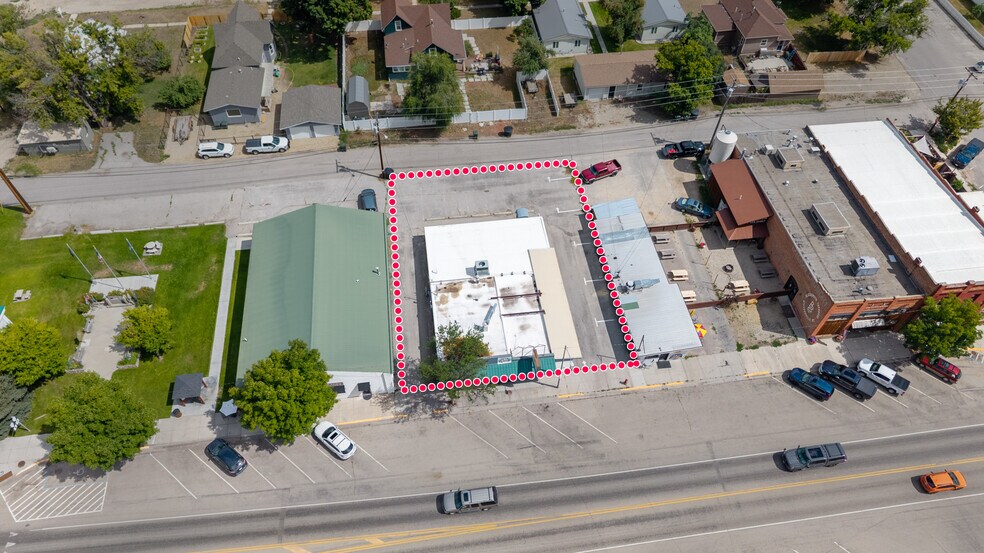 More Photos Of 108 Main St, Stevensville General Retail For Sale